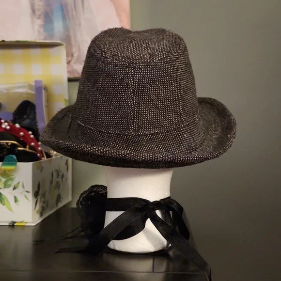 New Oneil hat - Picture 5 of 7